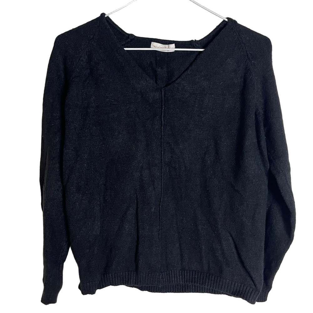 Womens Knit Pullover S Black VNeck Ornate Button Back Dainty Dark Romantic Knit